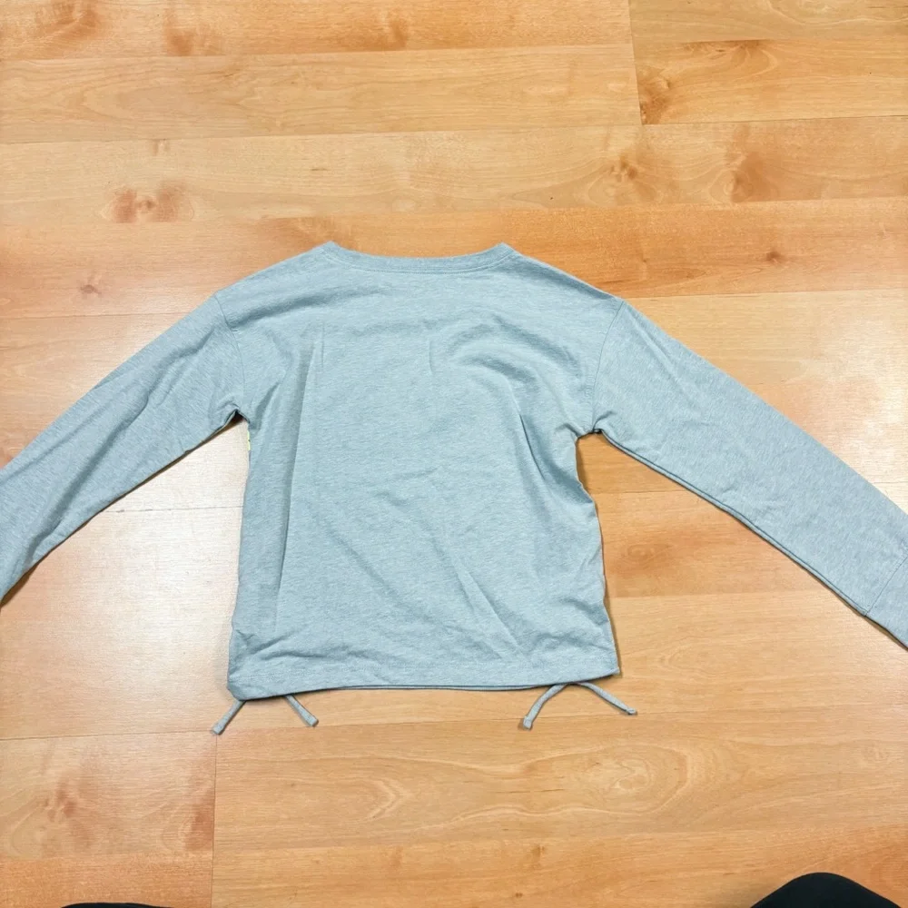 NWT Carters Gray Long Sleeve Floral “Love” Top Girls Size 7 NEW